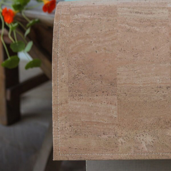 natur maserung, teppich aus kork, veganes korkleder, nachhaltiges korkteppich